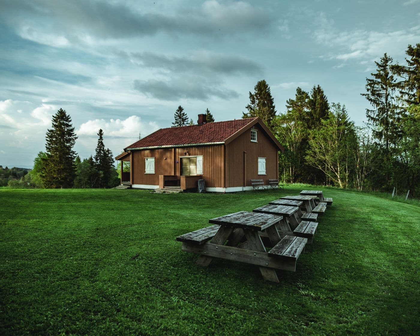 Rustic cottage on an open rural lot