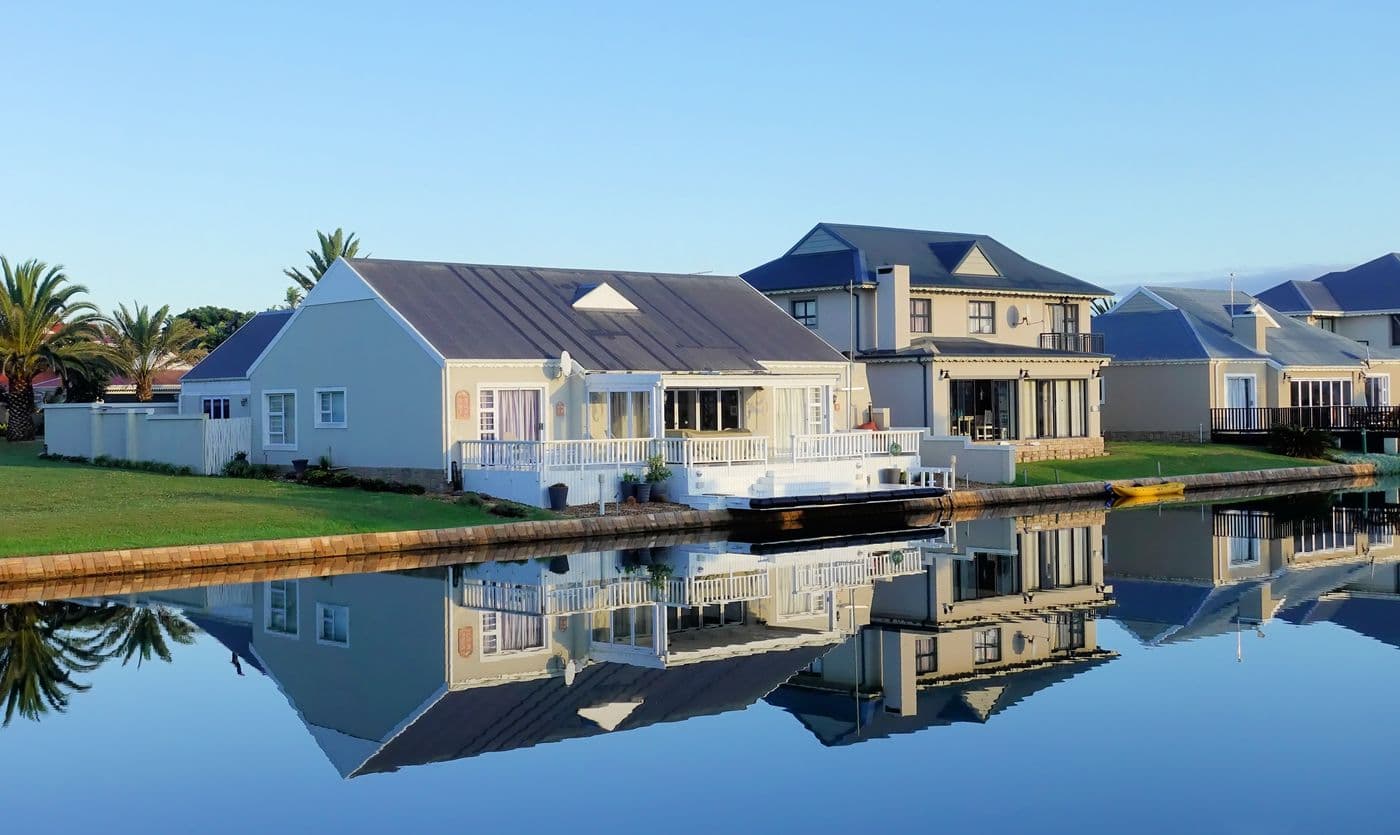 Everyday homes along a quiet Massachusetts waterfront